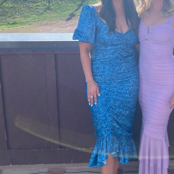 AMUR Alize Ruched Midi Dress - Picture 5 of 5